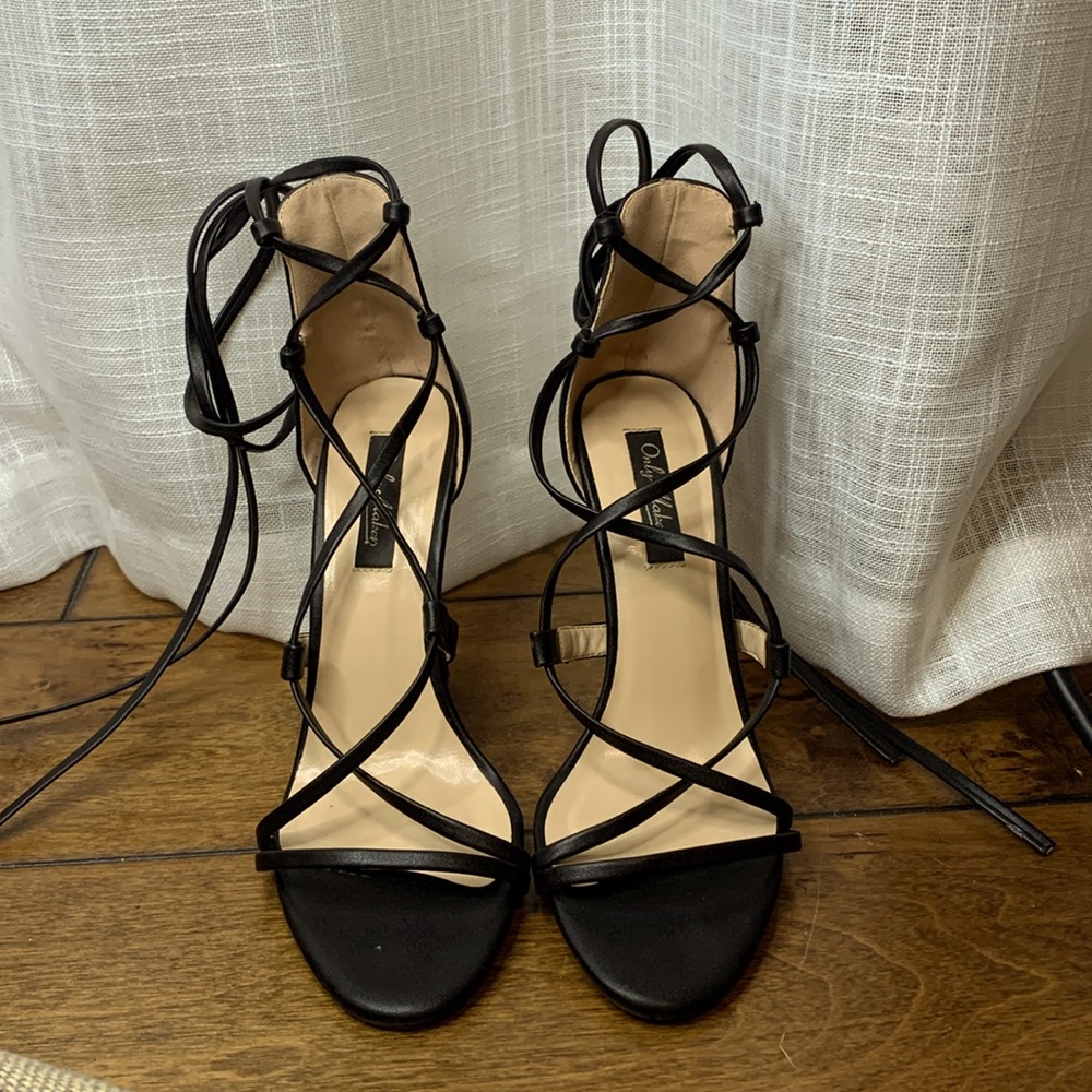 Only Maker- black lace up heels